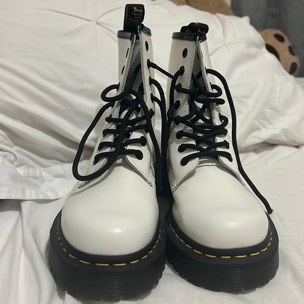 Womens Dr. Martens 1460 8-Eye Boot - White